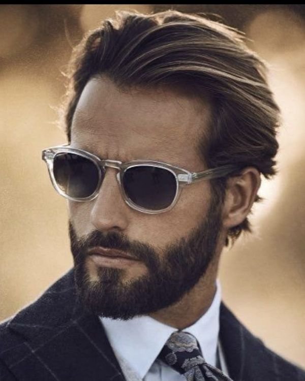 Casual Medium Brush Back with Beard