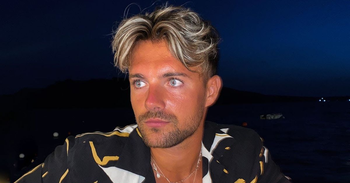 Middle Part Hairstyles for men