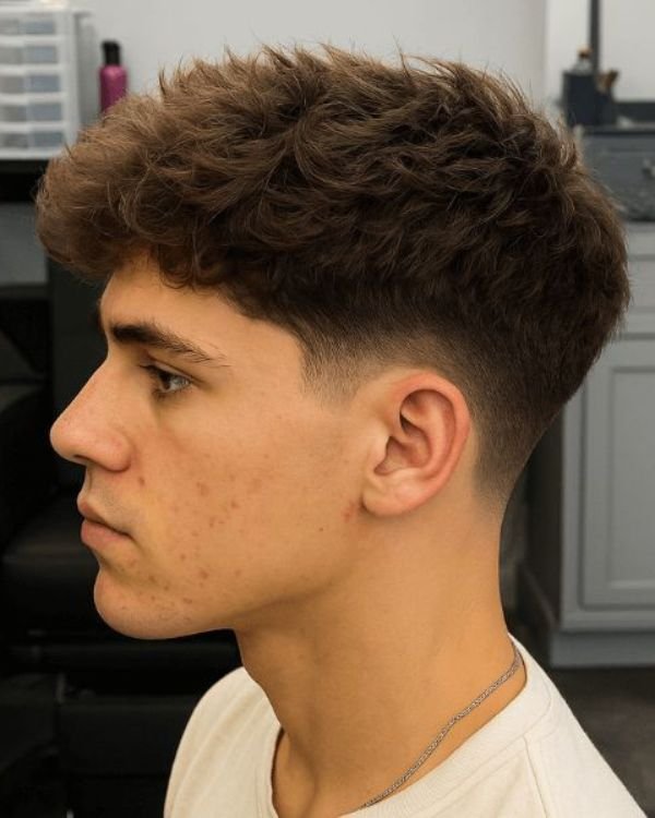 Short Brushed Forward Waves with Low Taper